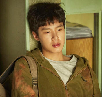 extracurricular (10 episodes)