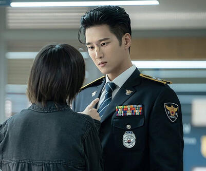 flex x cop (16 episodes)